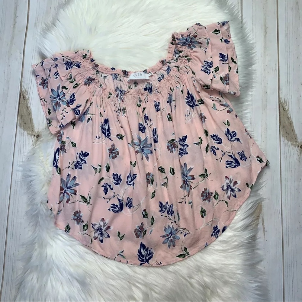 ASTR The Label Blush Pink Floral Off the Shoulder Top